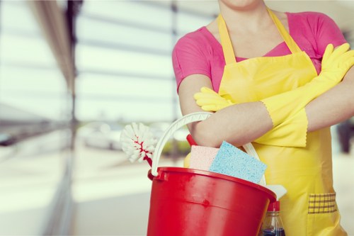 Local cleaner preparing a TW10 property for a deep one-time clean